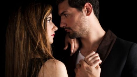 Flert e sedução em excessos podem indicar distúrbio