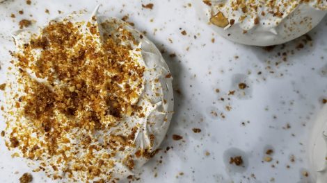 São João: saiba como fazer merengues com a crocancia do amendoim