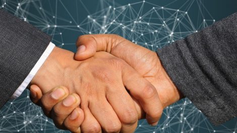 Prestando consultoria para as mais diversas empresas, sejam elas pequenas, médias e até de alto faturamento, globais, uma questão nos têm chamado a atenção: o caso do sócio fazendo o papel de gestor.