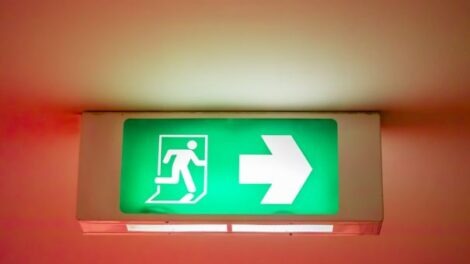 Sinalização de Emergência: Como fazer da maneira correta