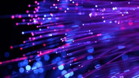 O que devo procurar num plano de internet empresarial?