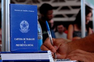 Estado do Rio tem 2.211 oportunidades de emprego, estÃ¡gio e