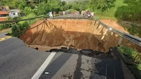 Fortes chuvas deixam mortos no estado do Rio de Janeiro