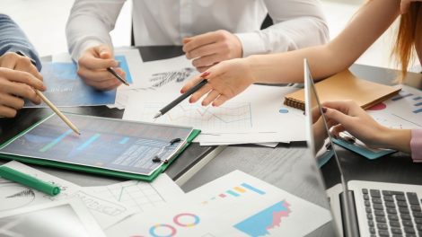 Inovando na Carreira: Por que Agora é a Hora de Investir em Perícia Grafotécnica