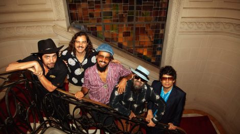 BANDA DEL REY FAZ SHOW NO MANOUCHE