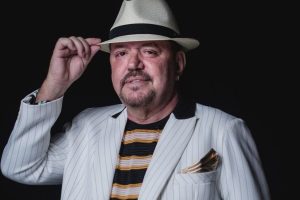 Feijoada do Casarão do Firmino celebra o Dia de São Jorge com show de Toninho Geraes na Lapa