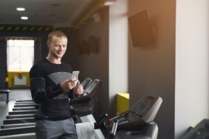 Personal Trainer: como parar de perder finais de semana montando treino e ainda ganhar mais